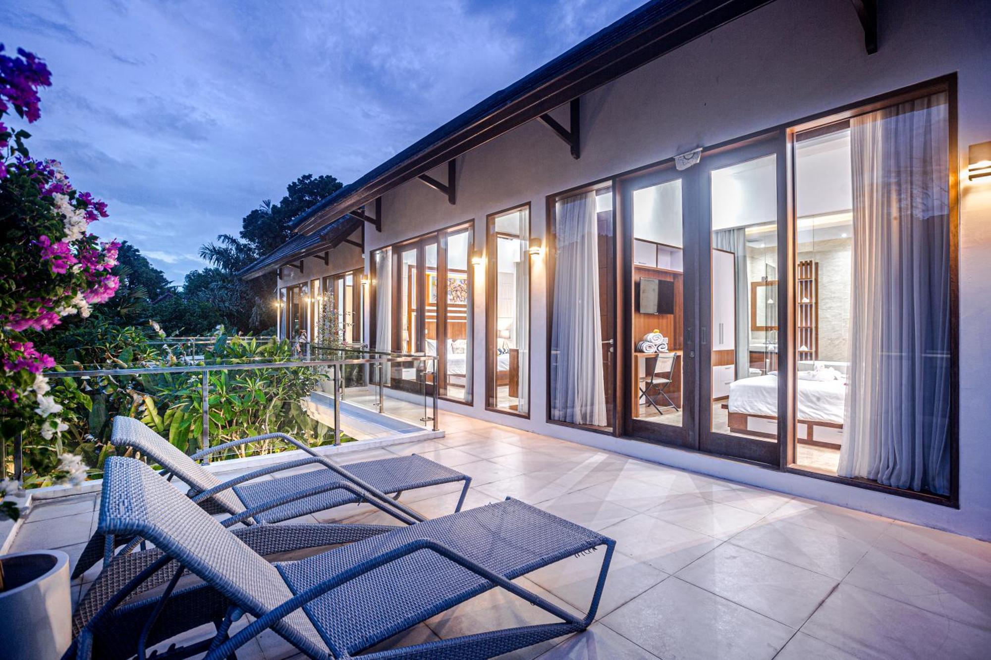 Villa Amelie By Jb Villas Семиняк Екстериор снимка